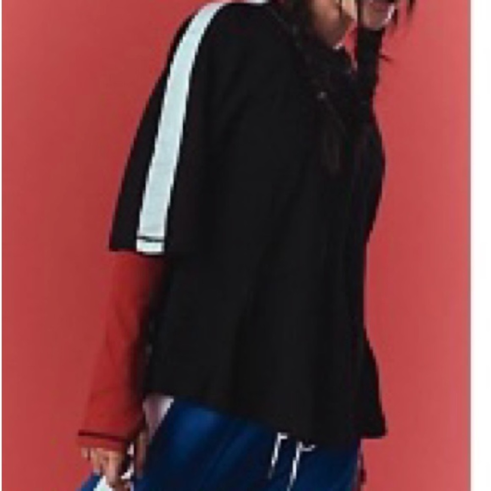 She’s a Star Black and Red Colorblock Top